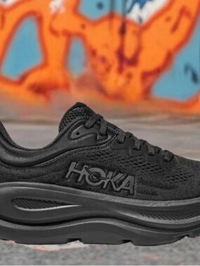 Hoka Men's Black Athletic Running Shoe - Monochrome Design